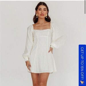 White long sleeve dress